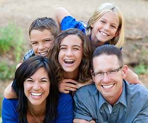 Laughing family of five
